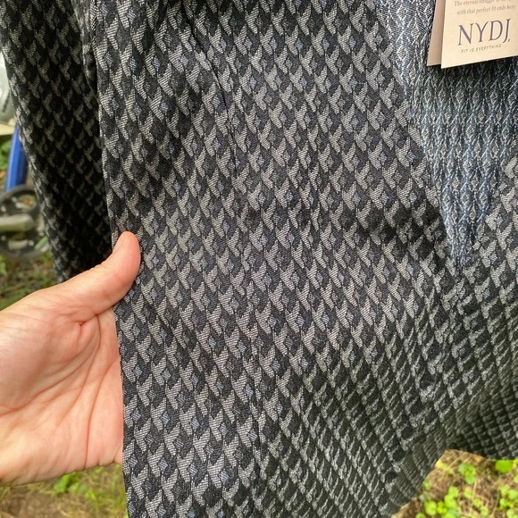 NYDJ Bay City Blazer‎ Size Medium NWT - Picture 4 of 9